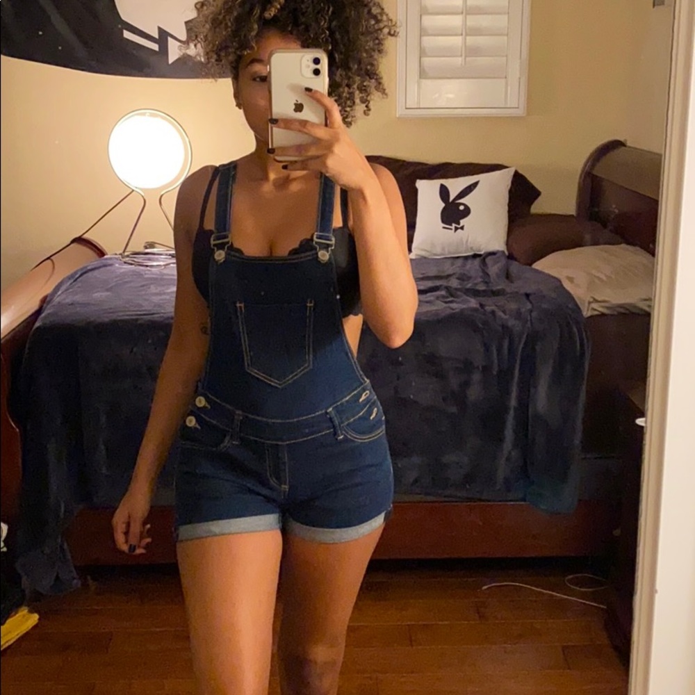 Overall shorts